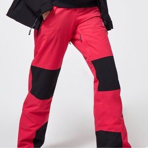 NWT Oakley Women’s Snowpants